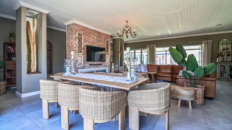 5 Bedroom Property for Sale in Num Num Cape Estate Western Cape